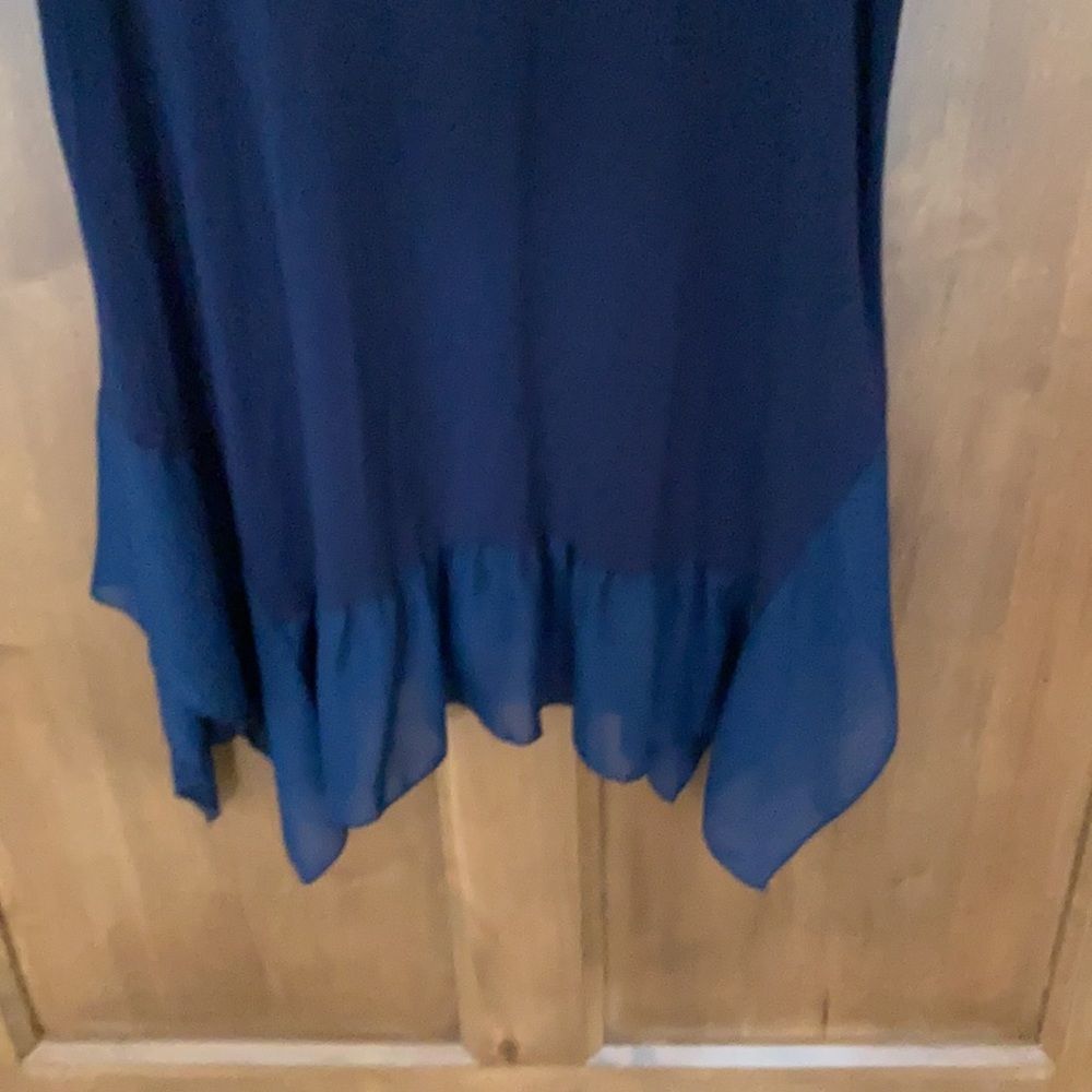 KIM & CAMI Navy Blue Top - Picture 4 of 10